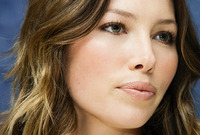 Makeup-for-pisces-women-side